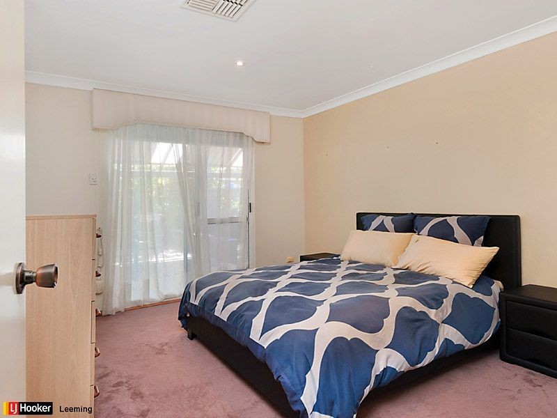 5 Sunshine Place, Bibra Lake WA 6163