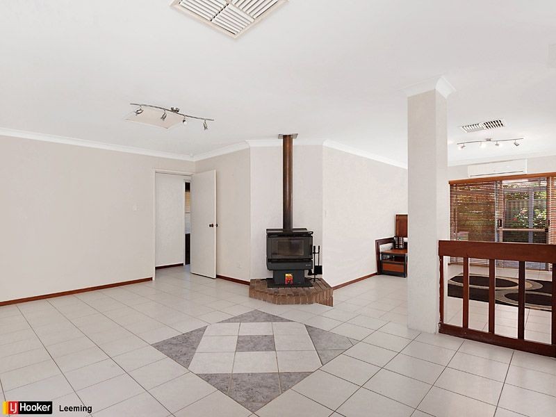 5 Sunshine Place, Bibra Lake WA 6163