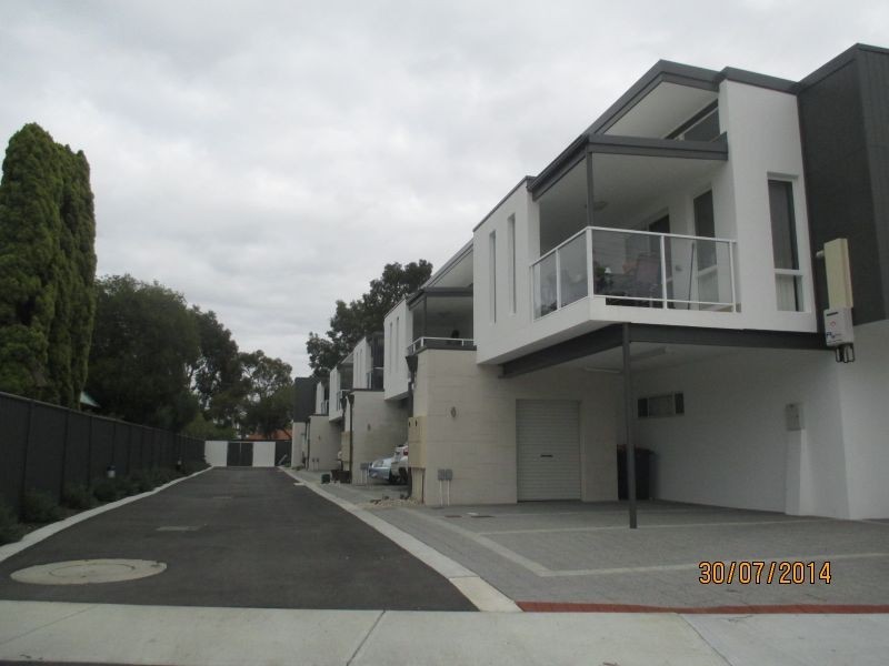 3/21 Wroxton Street, Midland WA 6056