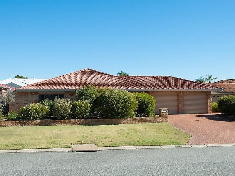 63 Sylvan Crescent, Leeming WA 6149