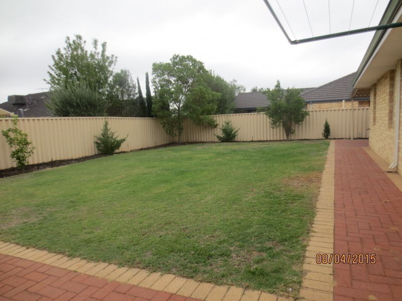9 Windchime Terrace, Atwell WA 6164