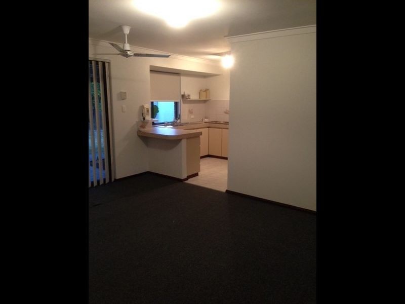 8 Warman Court, Leeming WA 6149