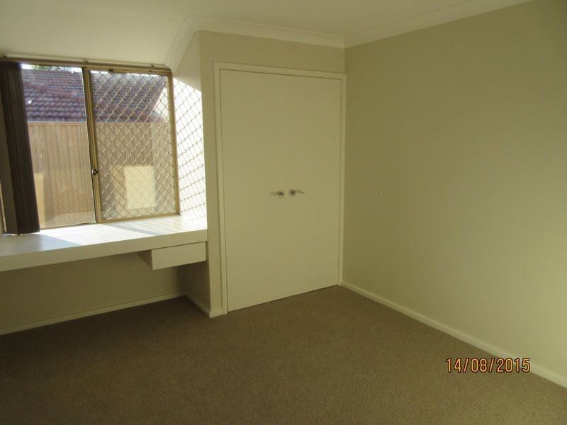 1B Pine Grove, Kardinya WA 6163
