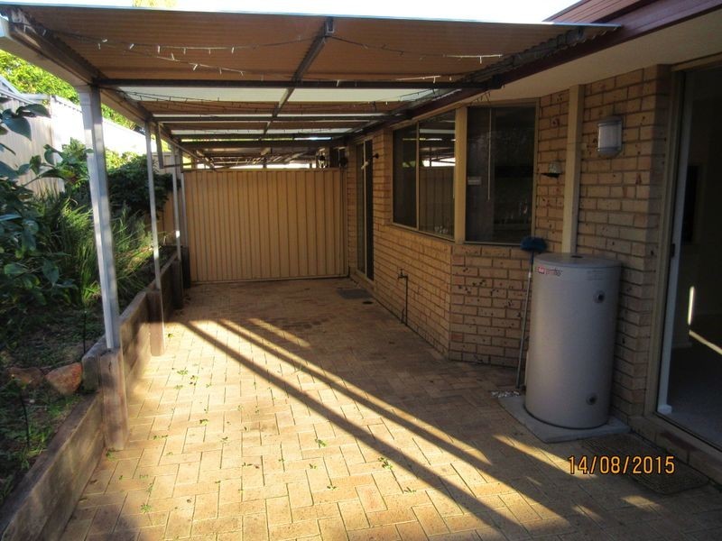 1B Pine Grove, Kardinya WA 6163