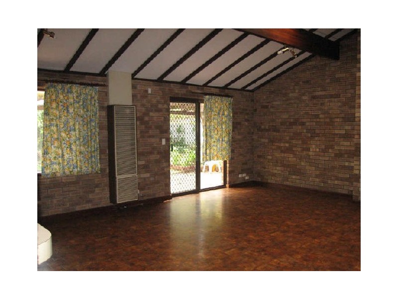 31 Matthew Avenue, Leeming WA 6149