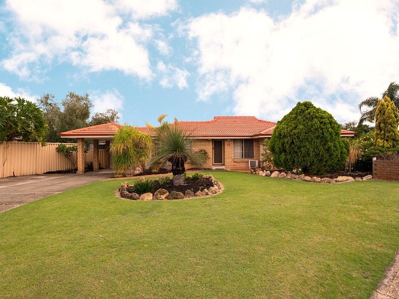 12 Burnby Cross, Leeming WA 6149