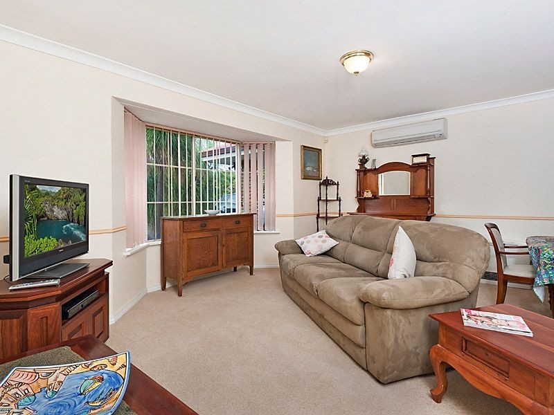 12 Burnby Cross, Leeming WA 6149