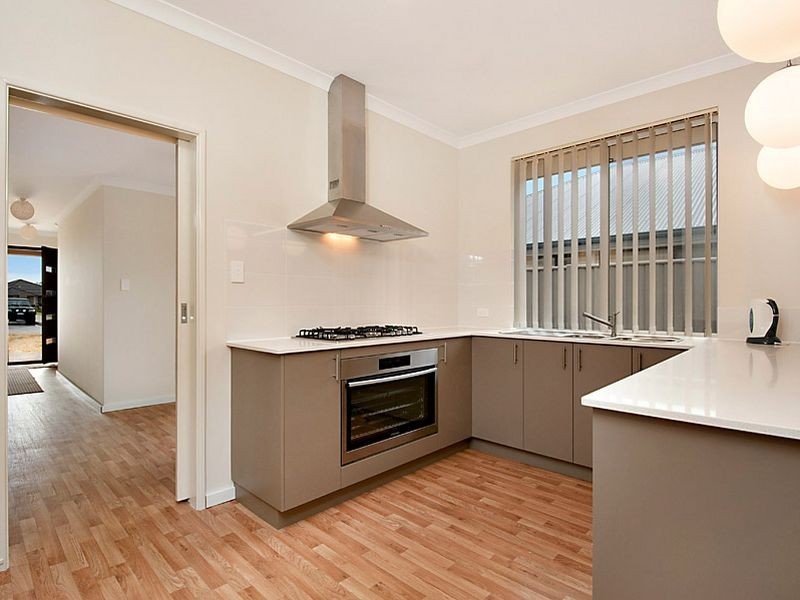 20 Whinhill Loop, Baldivis WA 6171