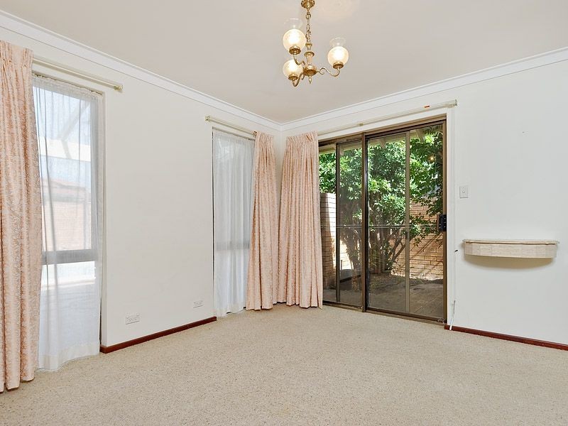 28 Damepattie Drive, Willetton WA 6155