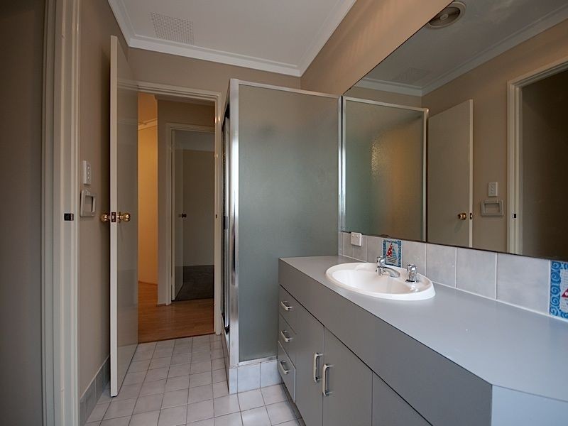 26 Bolderwood Drive, South Lake WA 6164