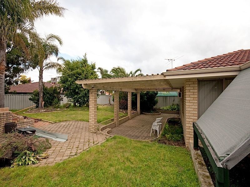 26 Bolderwood Drive, South Lake WA 6164