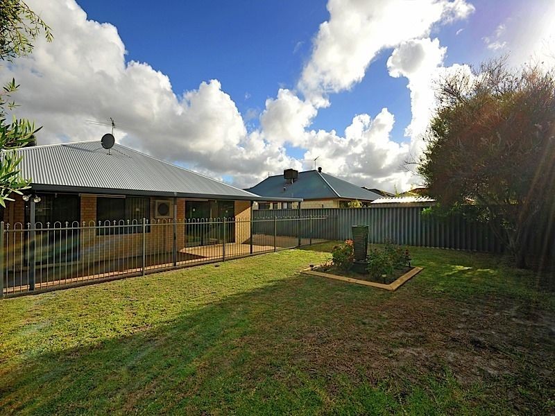 9 Karri Way, Thornlie WA 6108