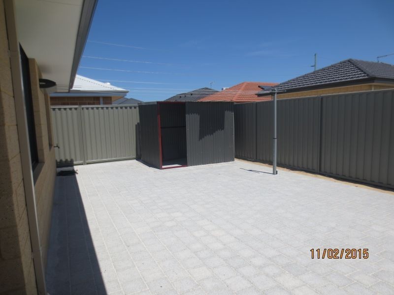 6 Portsmouth Way, Harrisdale WA 6112