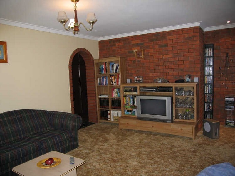 13 Gowther Street, Leeming WA 6149