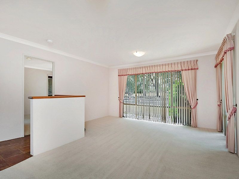2 Oakland Heights, Leeming WA 6149