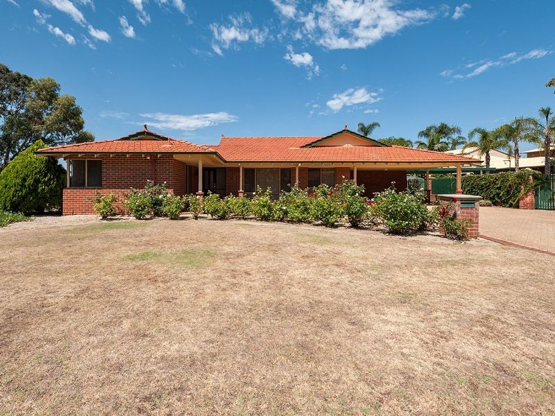 2 Oakland Heights, Leeming WA 6149