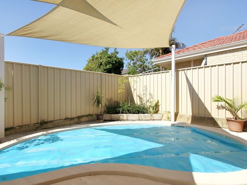 24 Riversdale Pass, Jandakot WA 6164