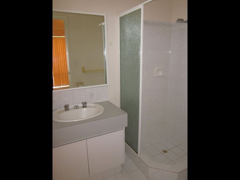 5 Daley Close, Atwell WA 6164