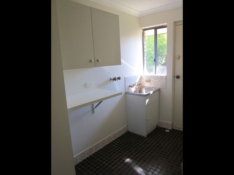 5 Laughton Way, Leeming WA 6149