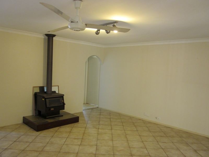 5 Laughton Way, Leeming WA 6149