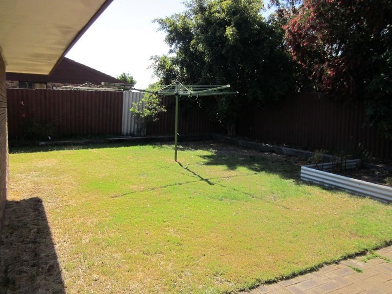 5 Laughton Way, Leeming WA 6149