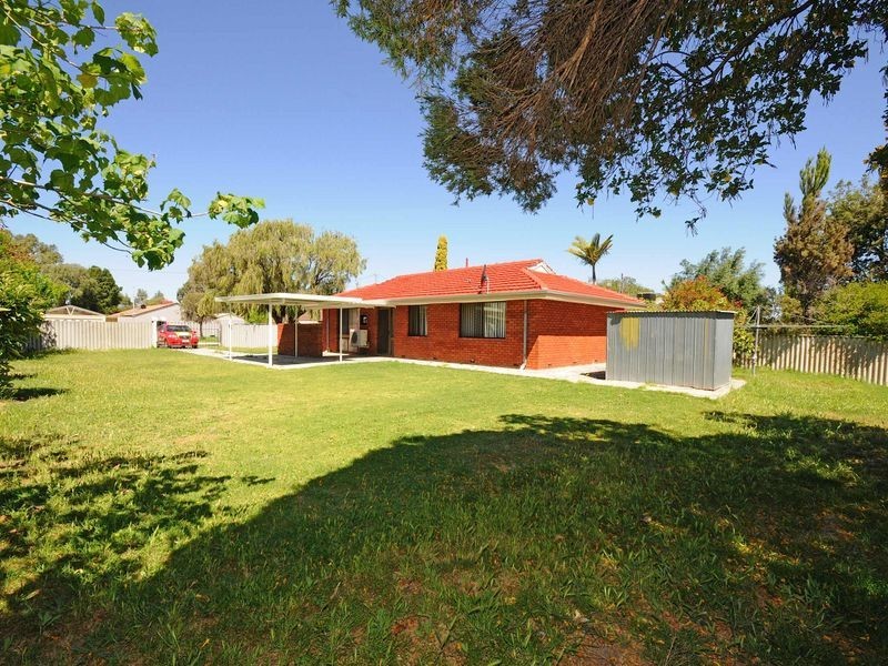 15 Orbit Street, Beckenham WA 6107