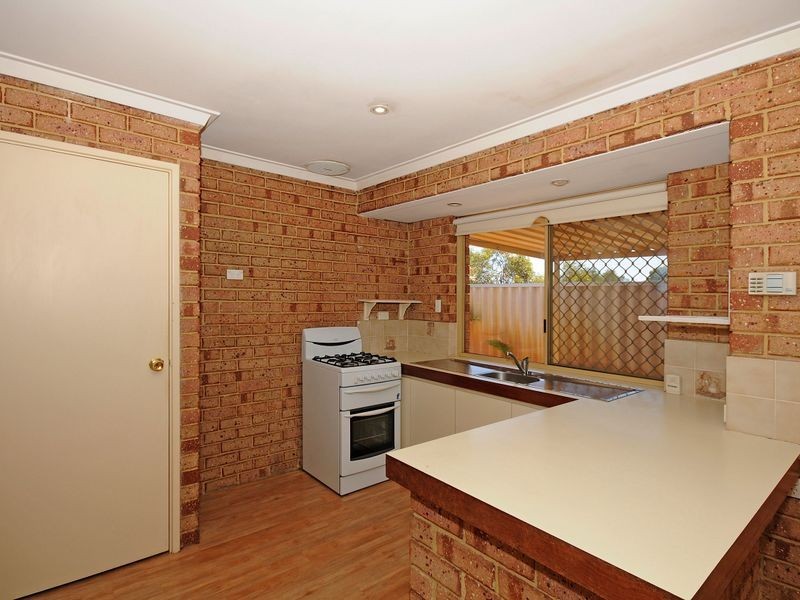 10a Camp Court, Leeming WA 6149