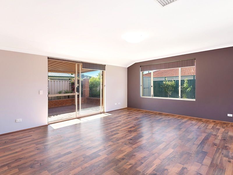 50 Bindoon Loop, Huntingdale WA 6110