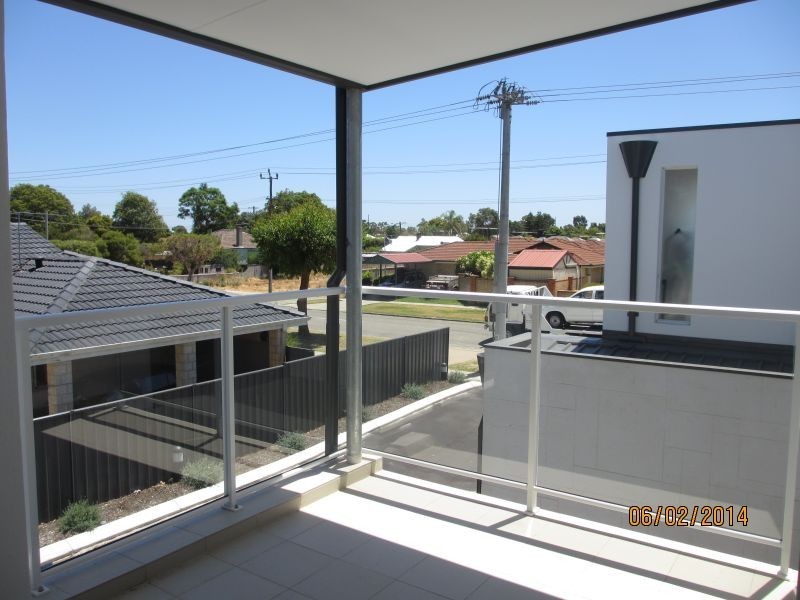 4/43 Hooley Road, Midland WA 6056