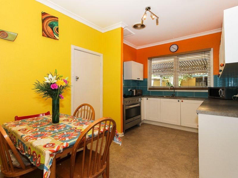 23 Caliban Way, Coolbellup WA 6163