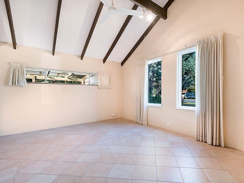 27 Henry Bull Drive, Bull Creek WA 6149