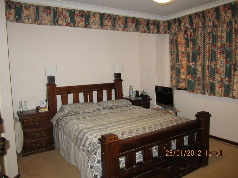 32 Kenby Chase, Wandi WA 6167