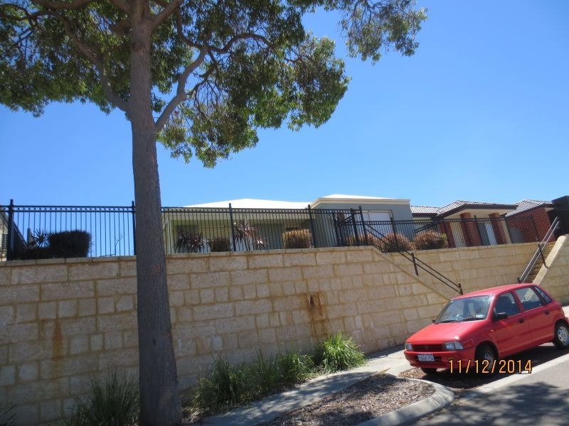 5 Petersfield Lane, Wellard WA 6170