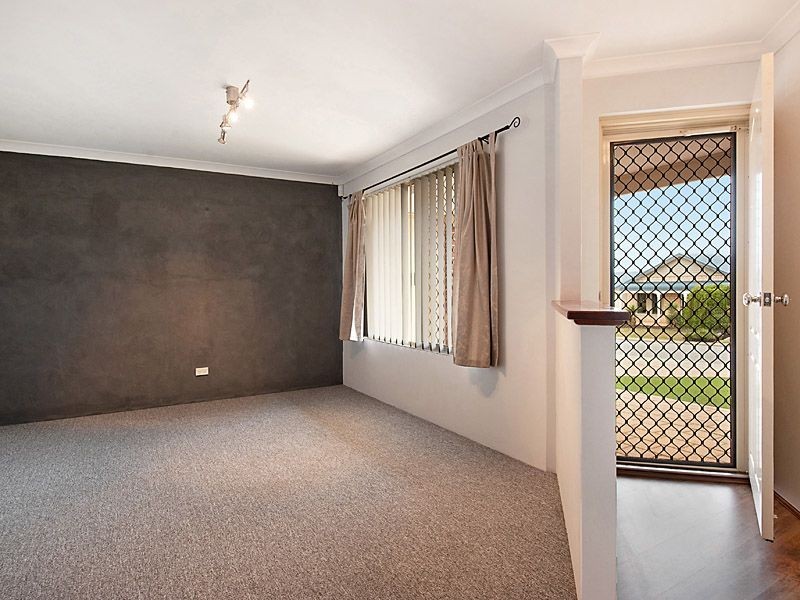 38 Wimbledon Street, Bertram WA 6167