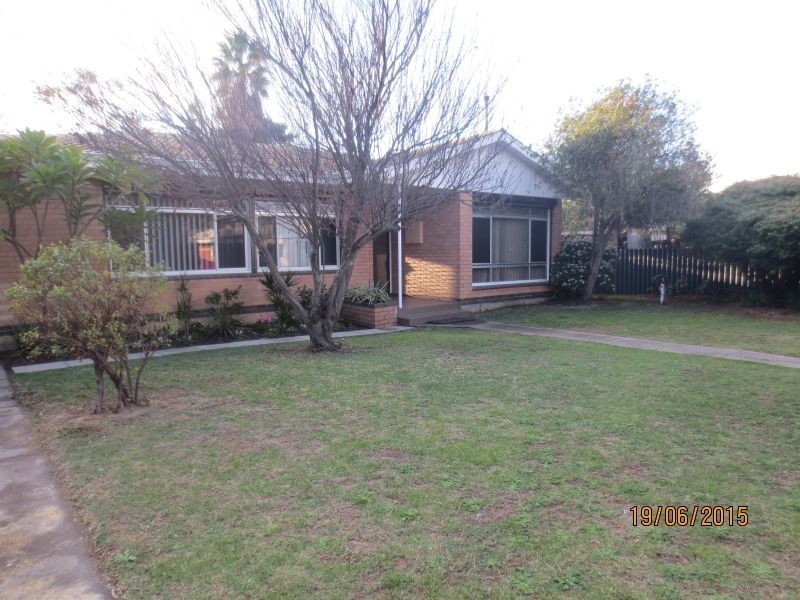 5 Harry Street, Gosnells WA 6110