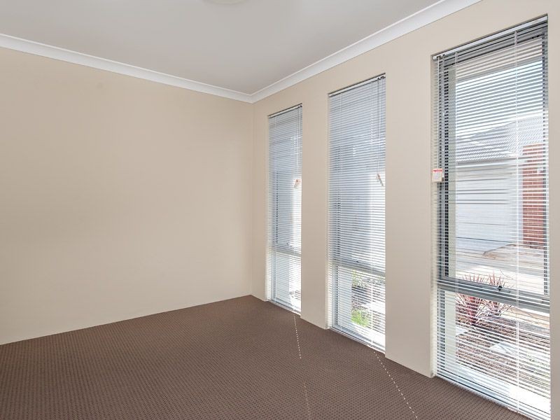 6/3 Firbank Road, Beeliar WA 6164