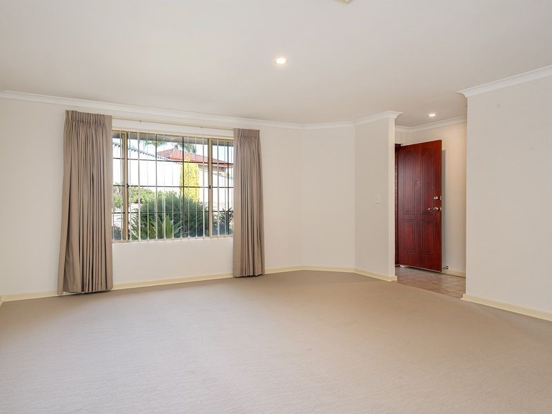 13B Green Vale Heights, Leeming WA 6149