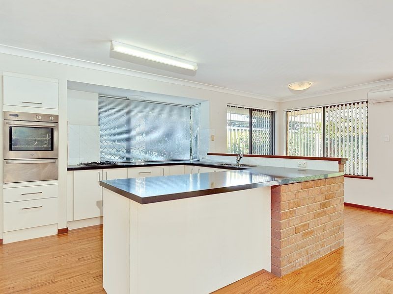 15 San Miguel Drive, Leeming WA 6149