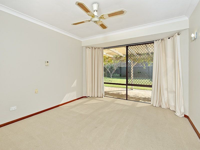 15 San Miguel Drive, Leeming WA 6149