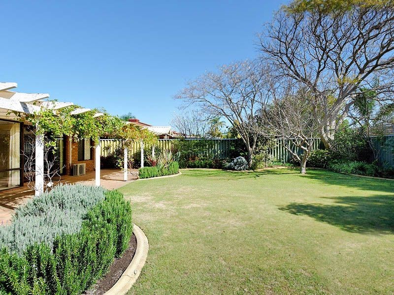 15 San Miguel Drive, Leeming WA 6149