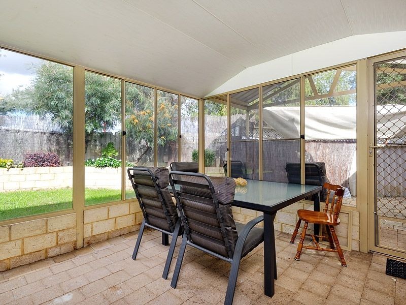 1/94-96 Wendouree Road, Wilson WA 6107