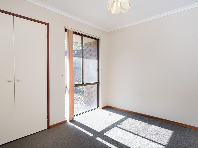 29 Collinson Way, Leeming WA 6149