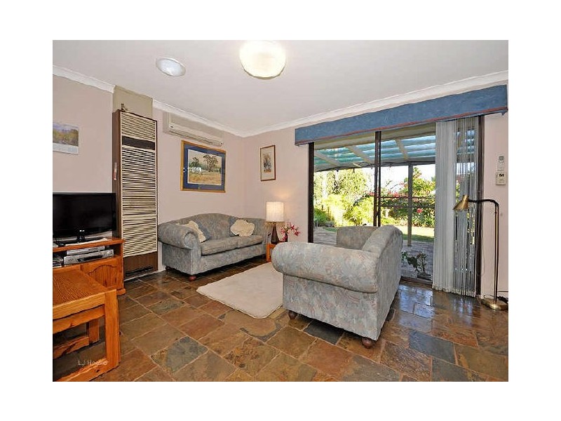 4 Cannon Court, Leeming WA 6149