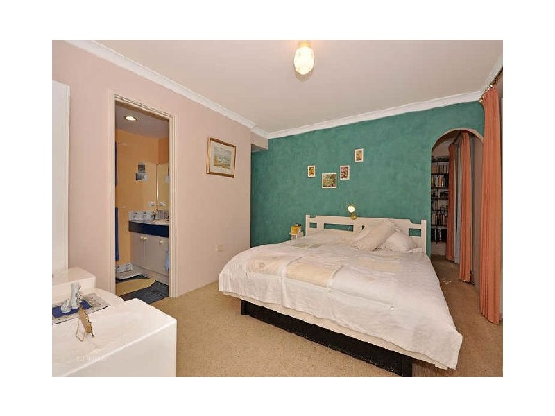 4 Cannon Court, Leeming WA 6149