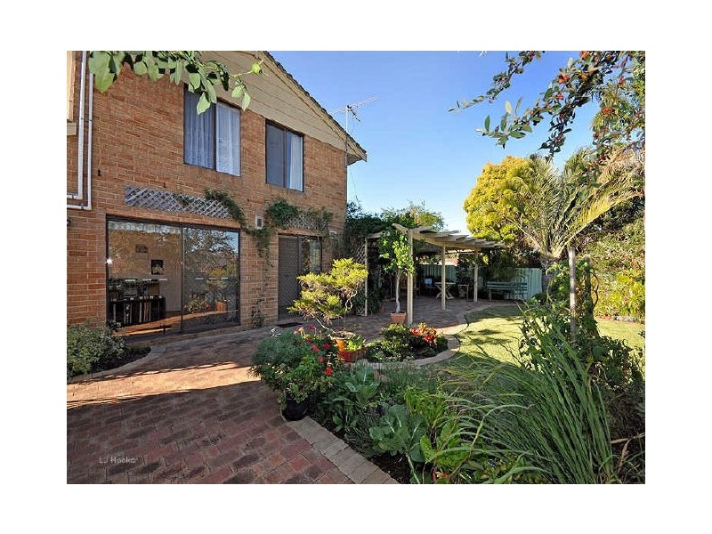 4 Cannon Court, Leeming WA 6149