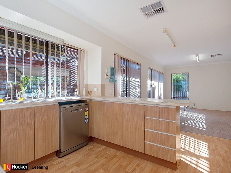 1 Flint Court, Leeming WA 6149