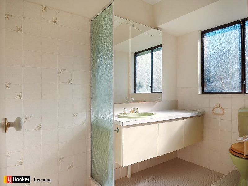 1 Flint Court, Leeming WA 6149