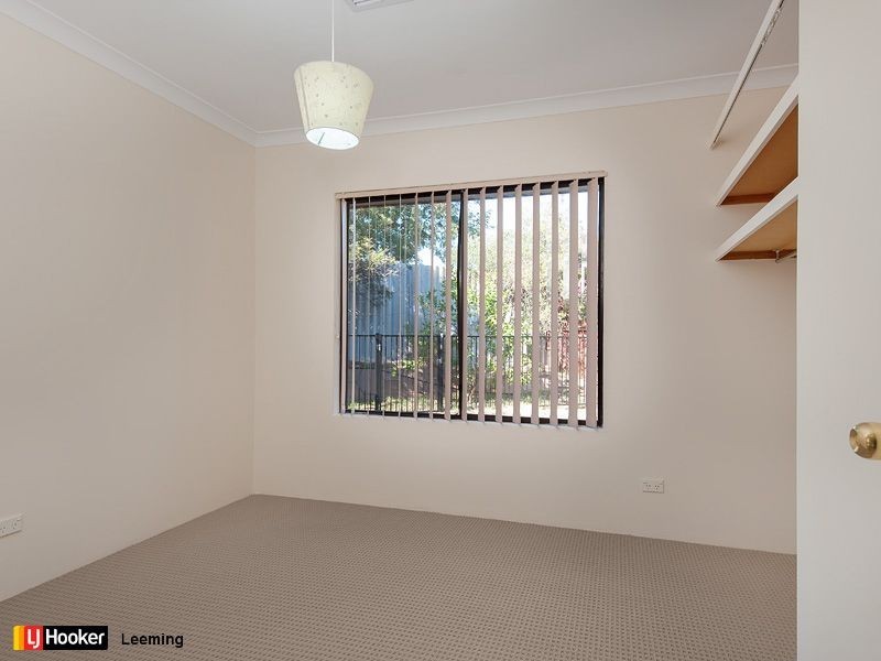 1 Flint Court, Leeming WA 6149