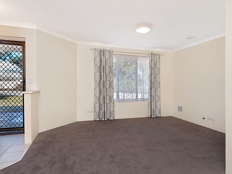 1 Stenton Corner, Leeming WA 6149