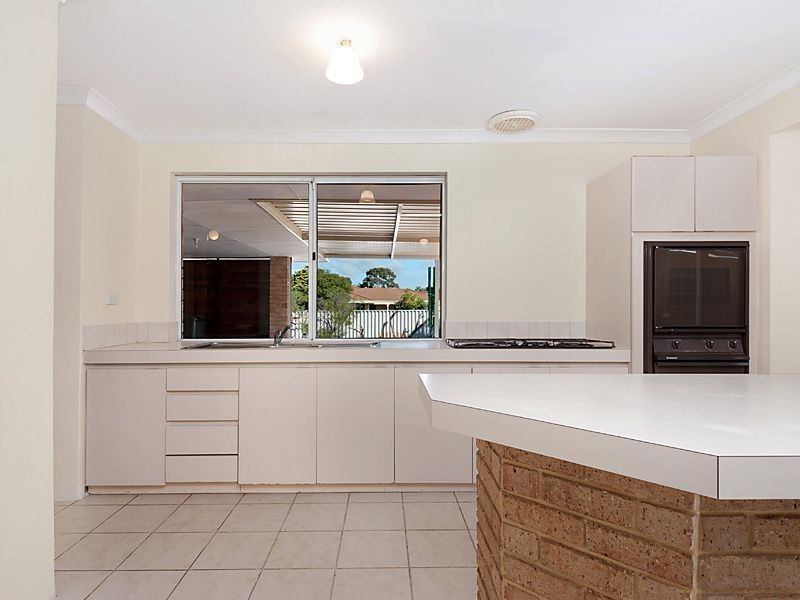 1 Stenton Corner, Leeming WA 6149